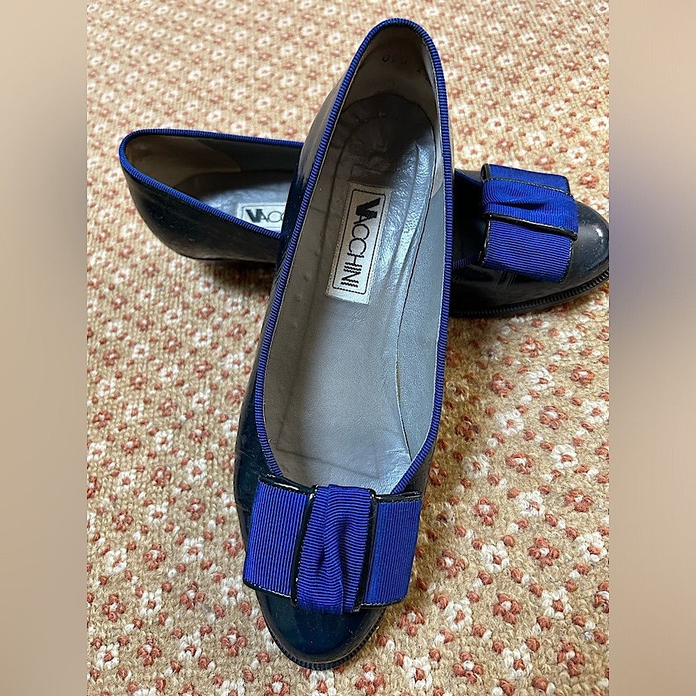 Vacchini blue patent leather flats, size 6 US/4 European